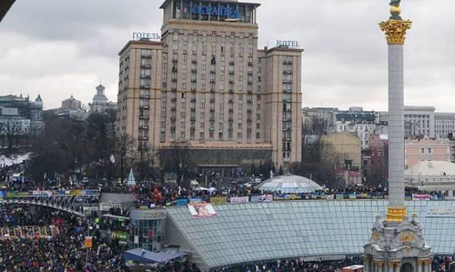 Украинцам предлагают по 1000 тысячи гривен за участие в госперевороте. фото