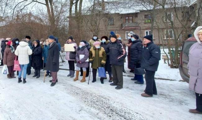 Запорожцы получают фантастические счета за отопление: превышают пенсию и субсидию фото