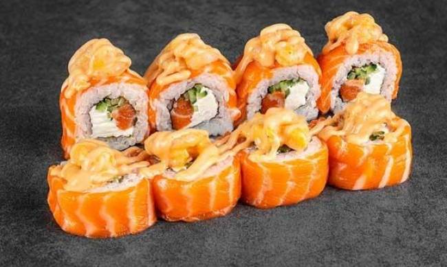 Сделай заказ суши: вкусные суши и роллы от Roll Club фото