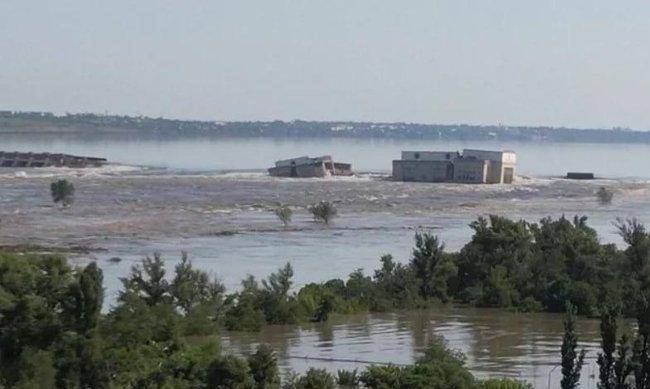 Каховське водосховище продовжує втрачати воду: ПОДРОБИЦІ фото