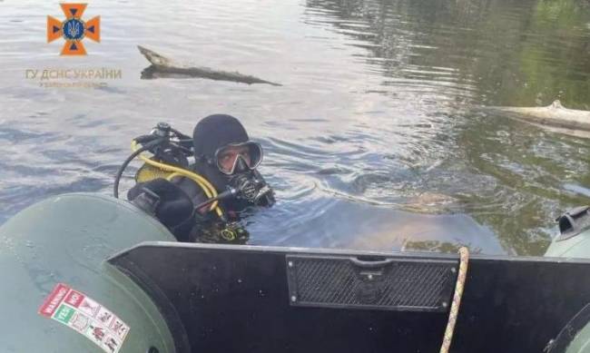 В Запоріжжі водолази ДСНС вилучили з водойми труп загиблого чоловіка, - ФОТО фото