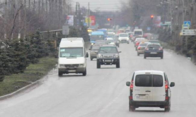 За рік у Мелітополі відремонтовано 6,5 км асфальтного покриття фото