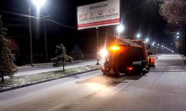 У Запоріжжі через негоду не працюють тролейбуси фото