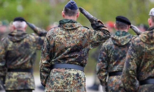 Більшість німців підтримують збільшення оборонних видатків до 2% ВВП фото