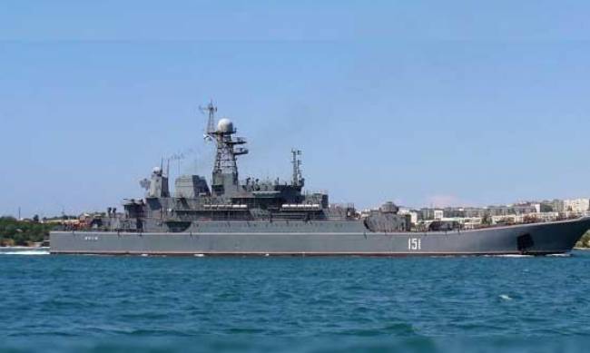 Україна підбила два кораблі Чорноморського флоту та вразила центр звязку в Севастополі фото