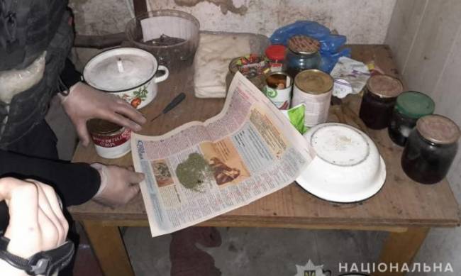У прифронтовому Оріхові під час збуту чергової «дози» затримали наркоторгівця  фото