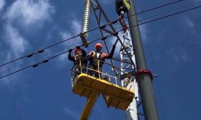 У Запорізькому районі відновили енергопостачання 12 населених пунктів  фото