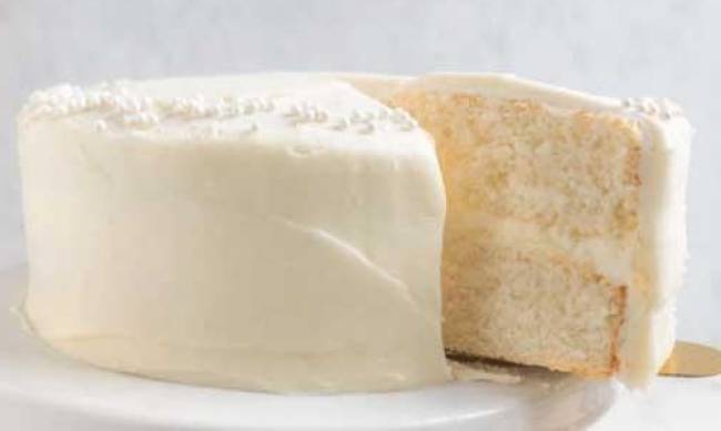 Білий торт: як приготувати ніжний ванільний десерт фото